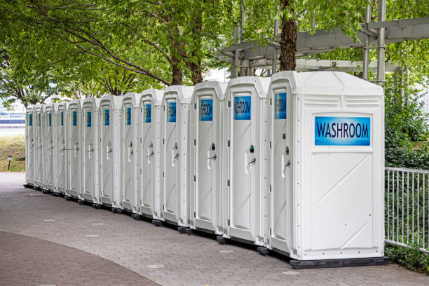 Best Portable bathroom rental  in North Oaks, MN